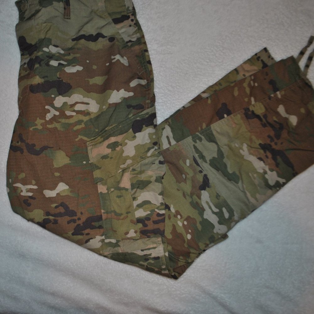 OCP Pants ACU Size LARGE REGULAR